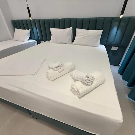 Aura 4* Саранда