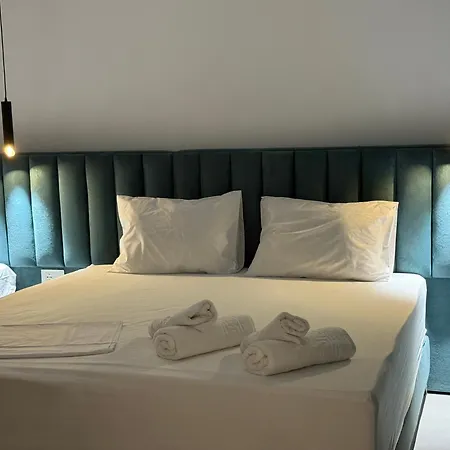 Aura Otel