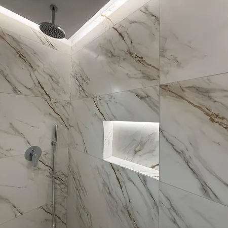 Ξενοδοχείο Aura 4*