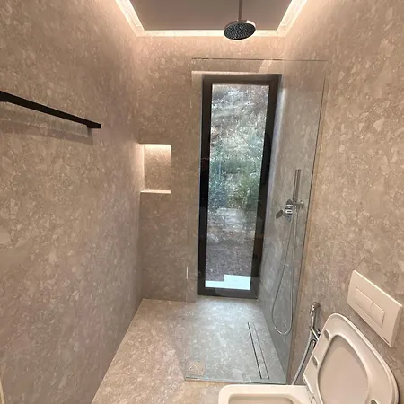 Aura Ξενοδοχείο 4*