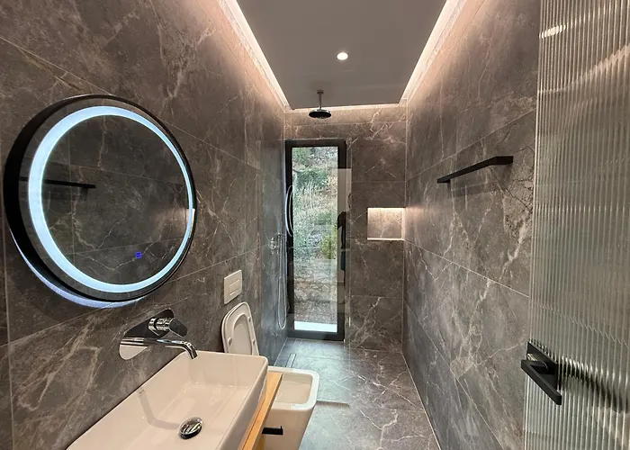 Hotell Aura Sarandë