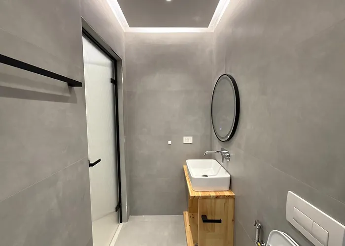 Aura 4*